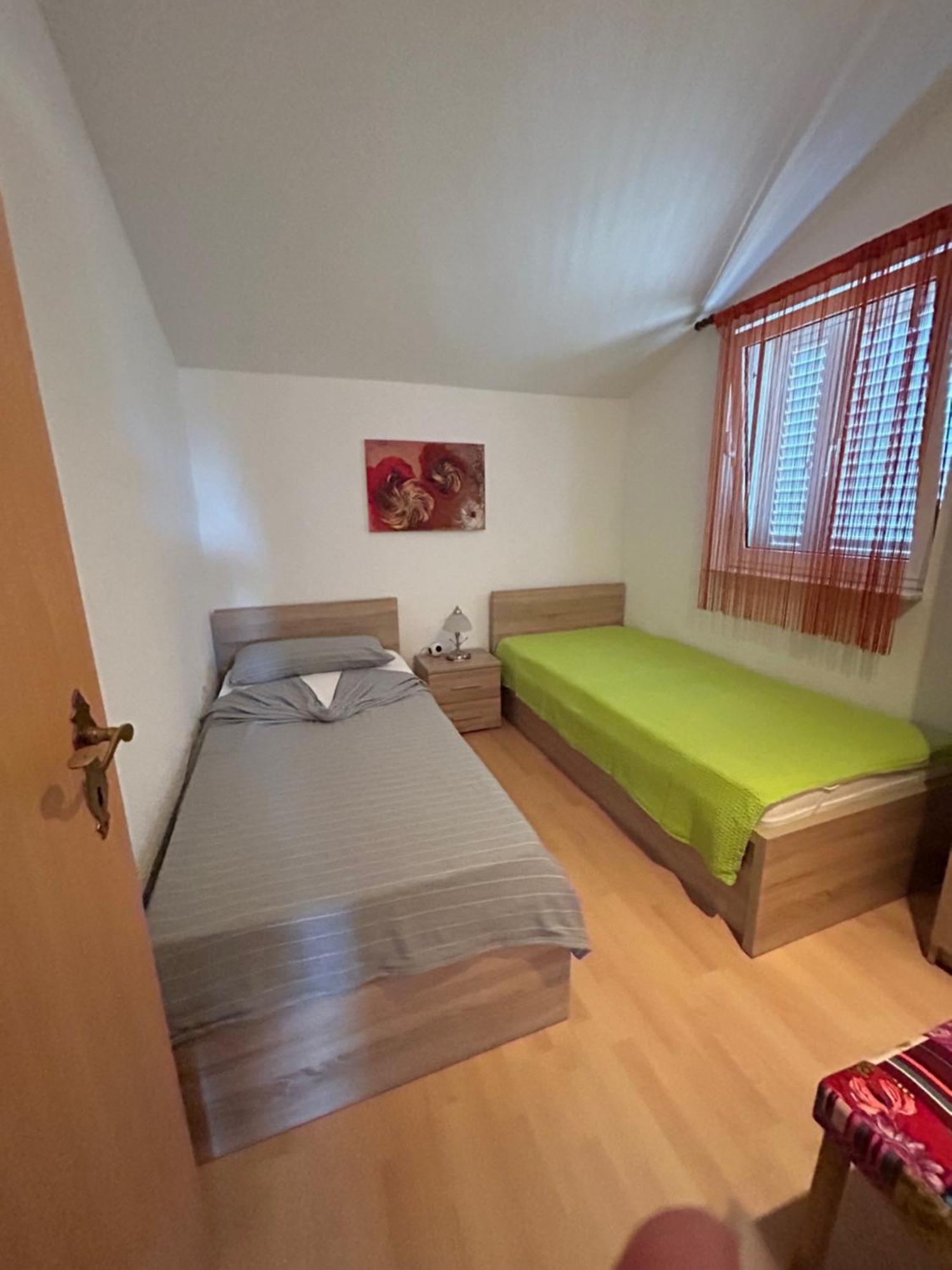 Croliday Apartment With Pool Nin Врси Экстерьер фото